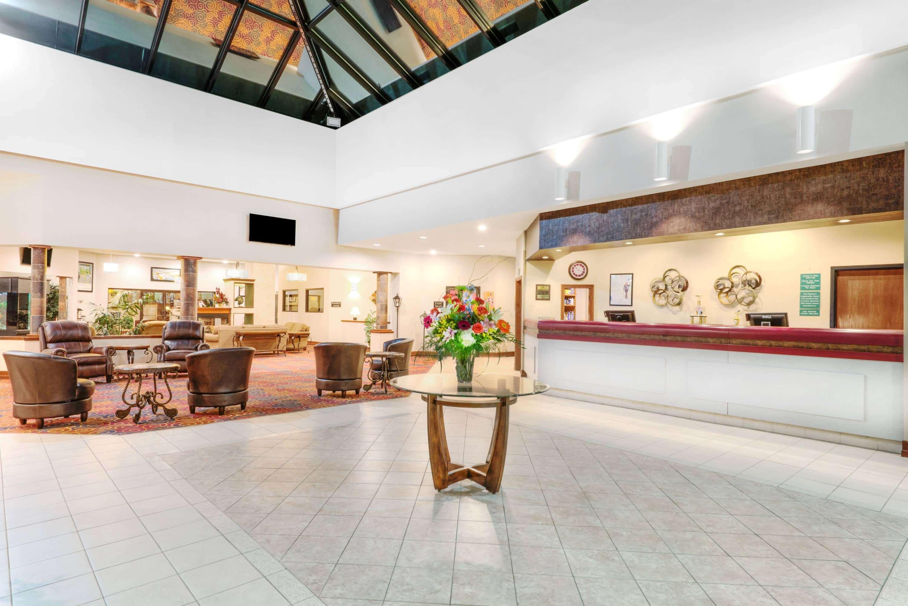 Howard Johnson By Wyndham Lima Exterior foto