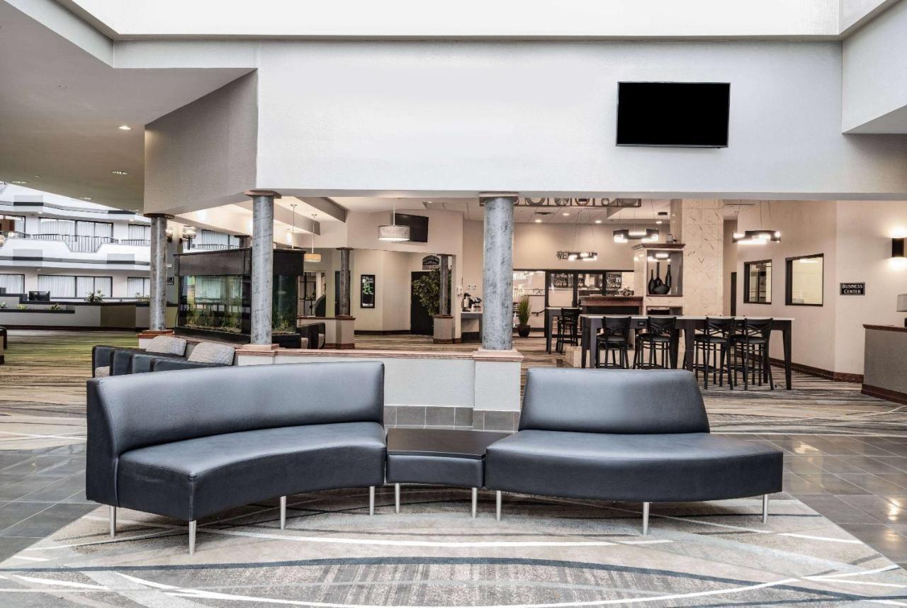Howard Johnson By Wyndham Lima Exterior foto