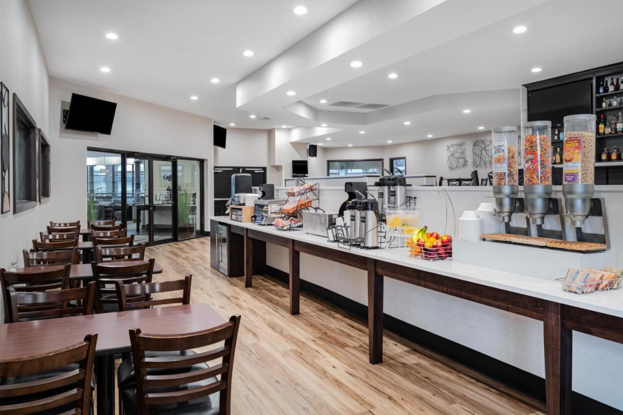 Howard Johnson By Wyndham Lima Exterior foto